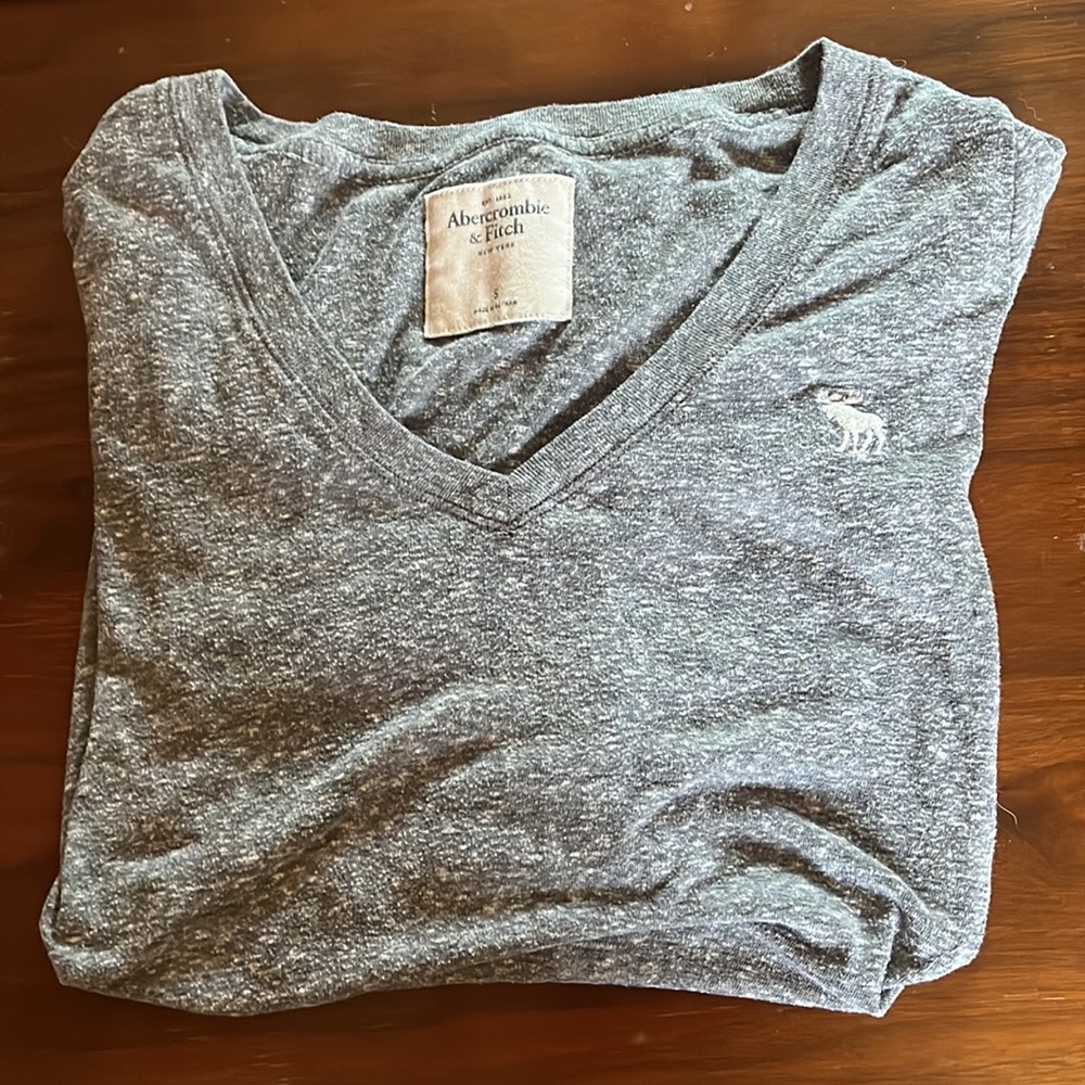 Grey Abercrombie and Fitch Longsleeve